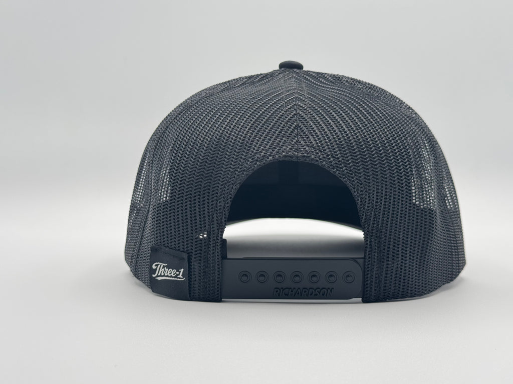 Circle Script Trucker-Black